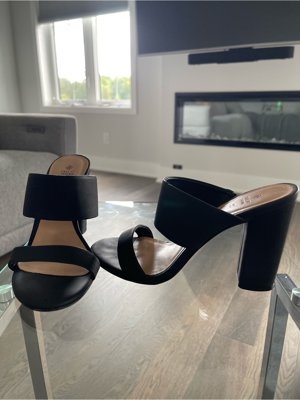 Women's Call It Spring black Two-Band slip on Block Heel Sandals Size 6.5